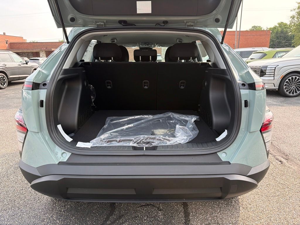 2027 Hyundai KONA SE