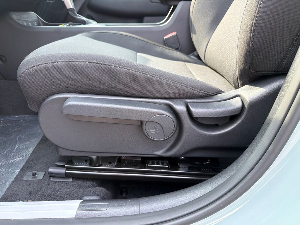 2027 Hyundai KONA SE