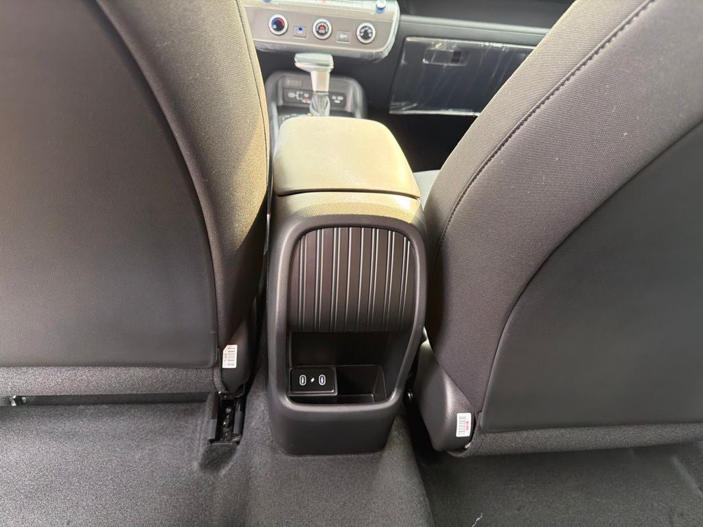 2027 Hyundai KONA SE