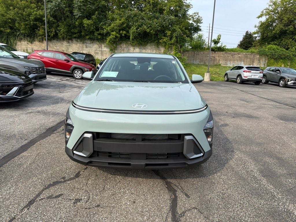 2027 Hyundai KONA SE