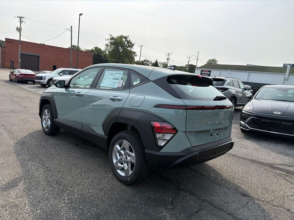 2027 Hyundai KONA SE