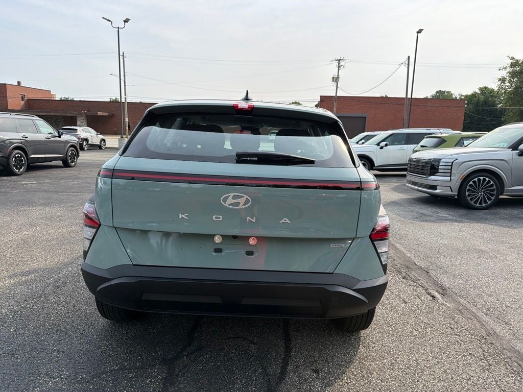 2027 Hyundai KONA SE