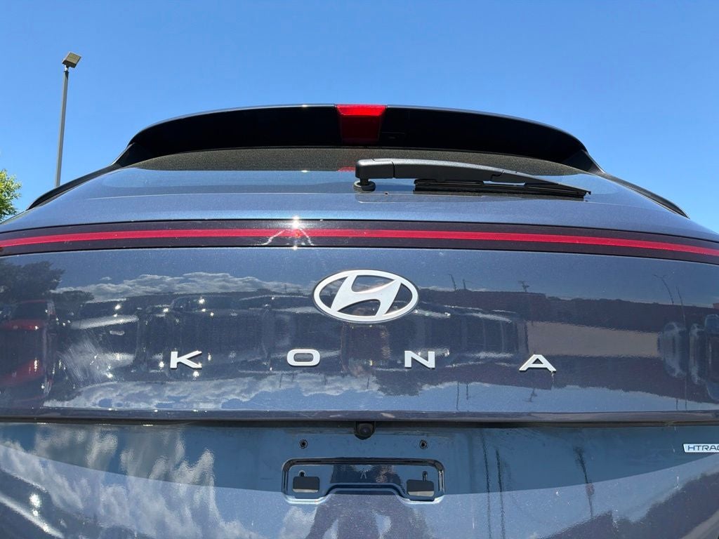 2025 Hyundai KONA SE