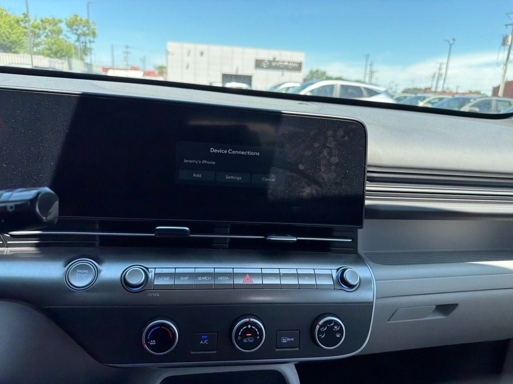 2025 Hyundai KONA SE