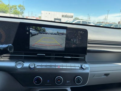 2025 Hyundai KONA SE