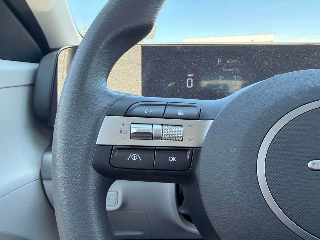 2025 Hyundai KONA SE