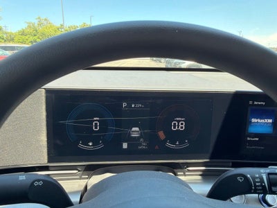 2025 Hyundai KONA SE