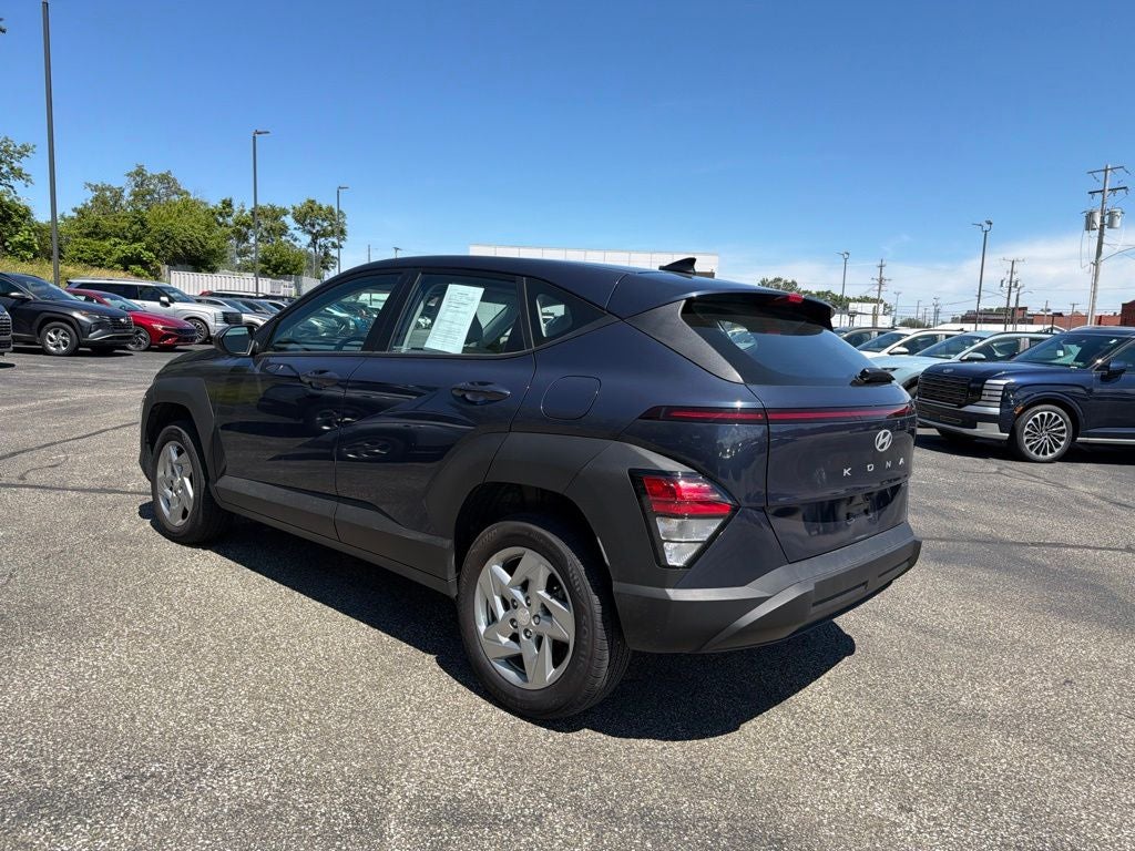 2025 Hyundai KONA SE