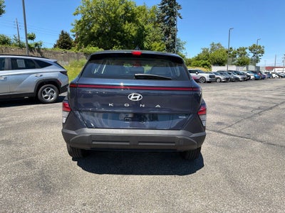 2025 Hyundai KONA SE
