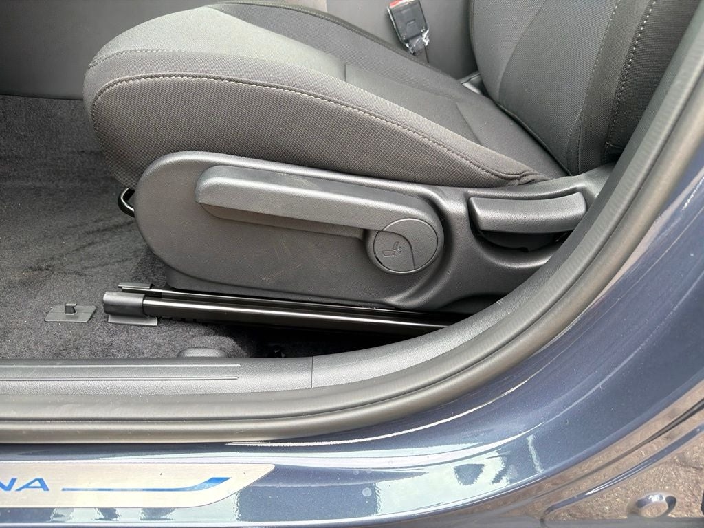 2027 Hyundai KONA SE