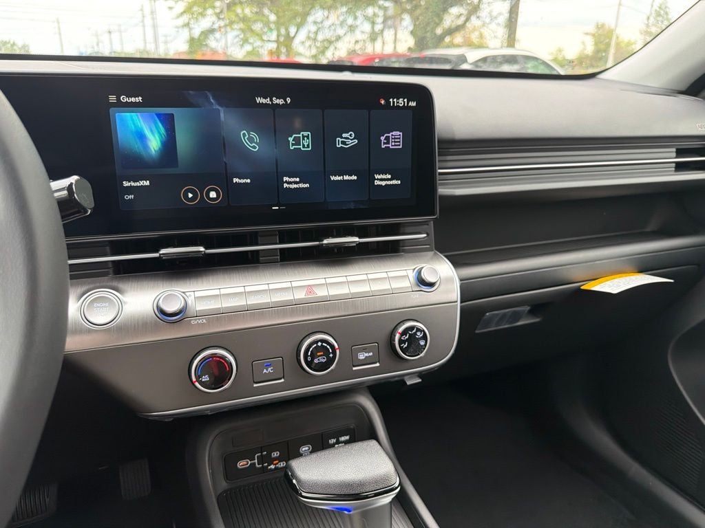 2027 Hyundai KONA SE