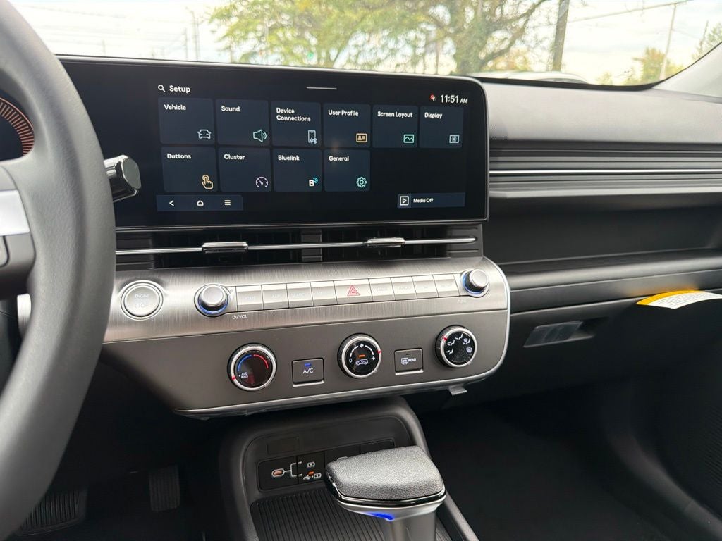 2027 Hyundai KONA SE