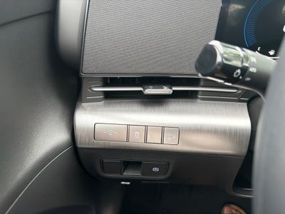 2027 Hyundai KONA SE