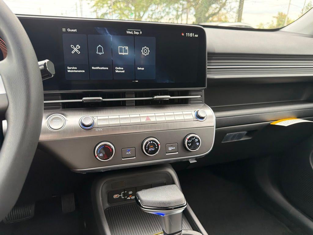 2027 Hyundai KONA SE