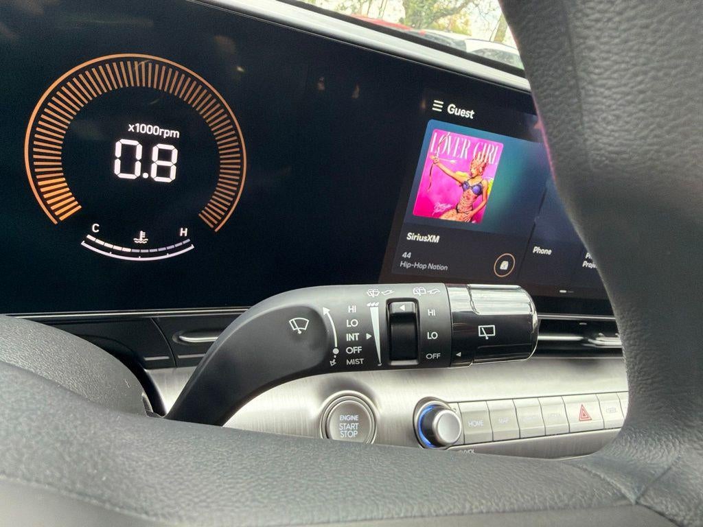 2027 Hyundai KONA SE