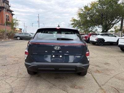 2027 Hyundai KONA SE