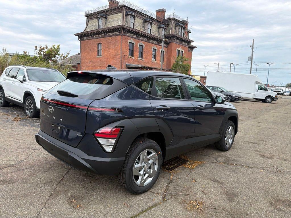 2027 Hyundai KONA SE