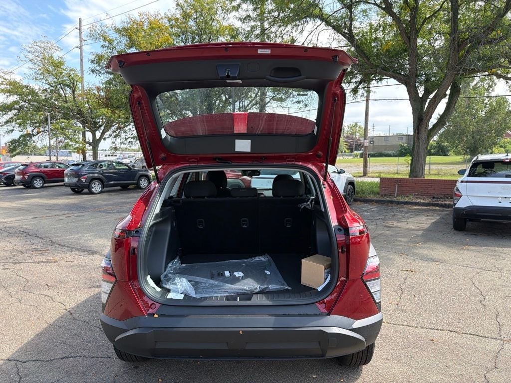 2027 Hyundai KONA SE