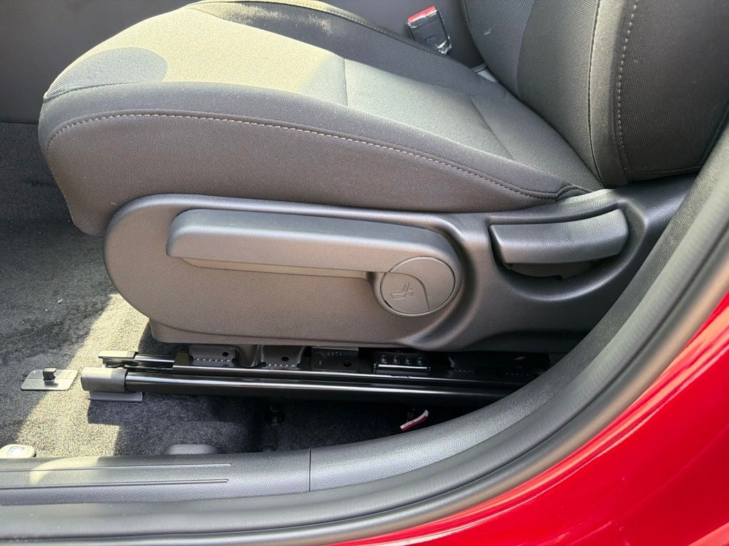 2027 Hyundai KONA SE