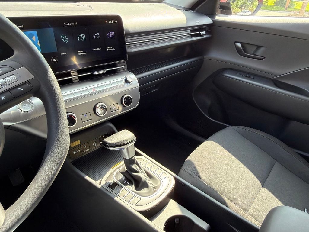 2027 Hyundai KONA SE