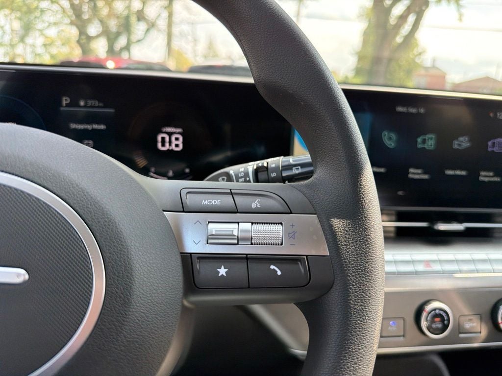 2027 Hyundai KONA SE