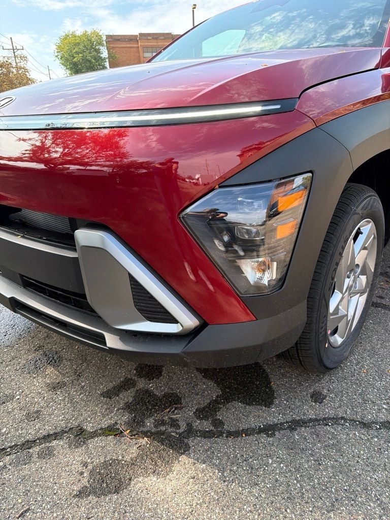 2027 Hyundai KONA SE