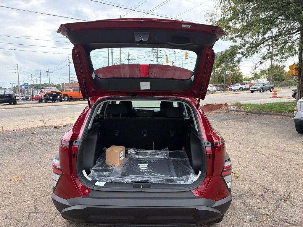 2027 Hyundai KONA SE