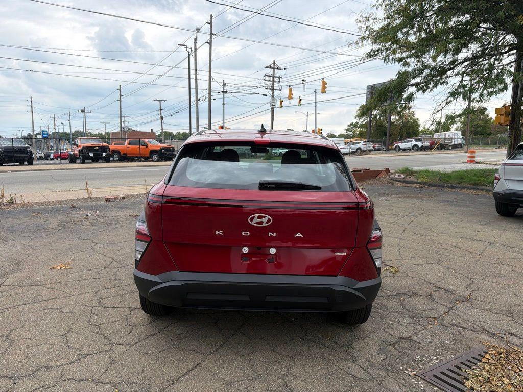 2027 Hyundai KONA SE