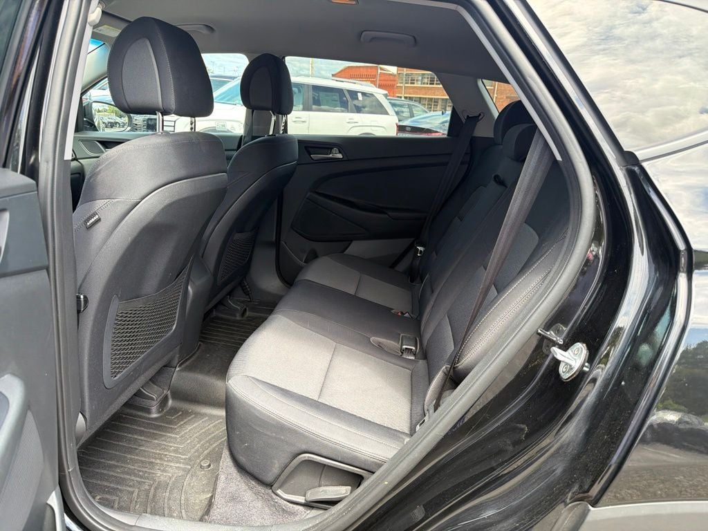 2018 Hyundai TUCSON SE