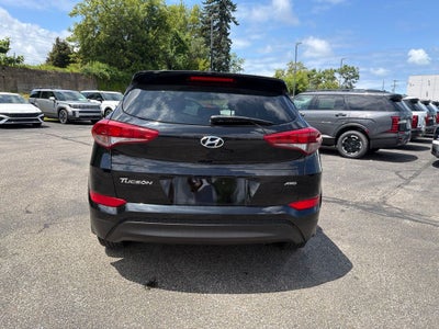 2018 Hyundai TUCSON SE