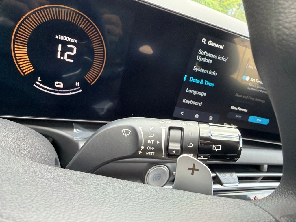 2026 Hyundai TUCSON HYBRID Blue SE