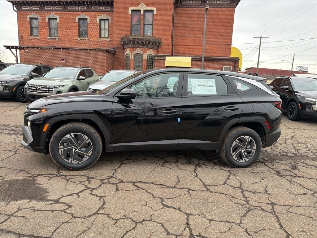 2026 Hyundai TUCSON HYBRID Blue SE