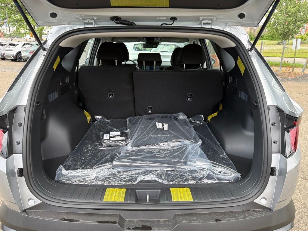 2026 Hyundai TUCSON HYBRID Blue SE