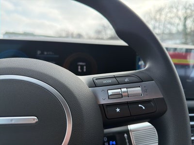 2026 Hyundai TUCSON HYBRID Blue SE