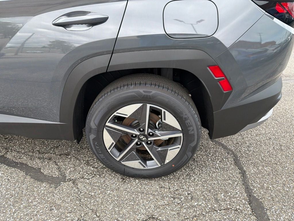 2026 Hyundai TUCSON HYBRID SEL