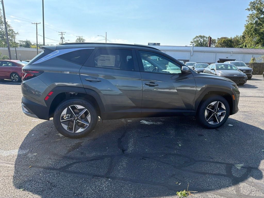 2026 Hyundai TUCSON HYBRID SEL