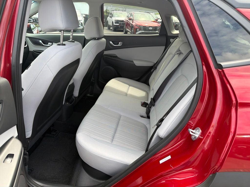 2023 Hyundai KONA SEL