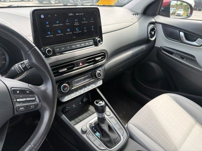 2023 Hyundai KONA SEL