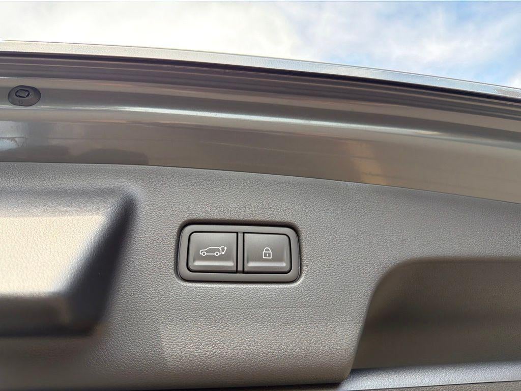 2026 Hyundai PALISADE HYBRID SEL Premium 8 Passenger