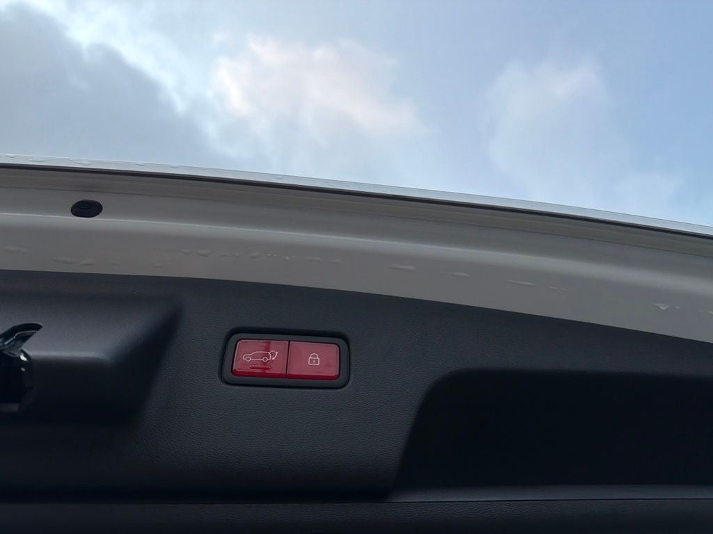 2027 Hyundai PALISADE SEL 7 Passenger