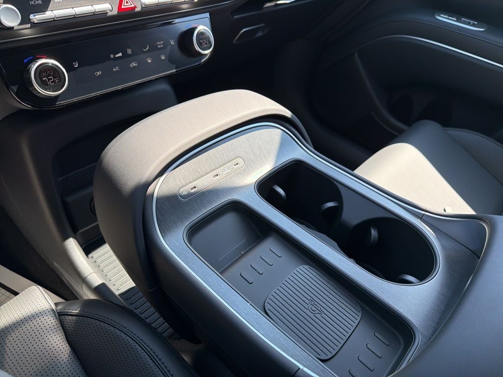 2026 Hyundai PALISADE SEL 7 Passenger