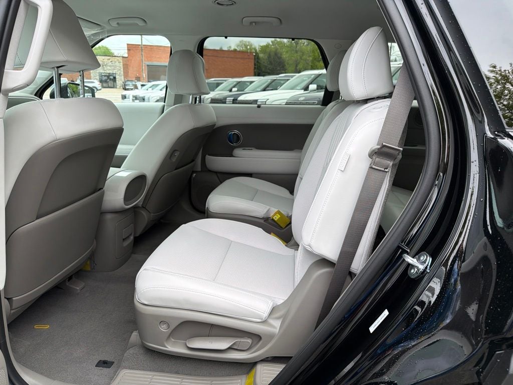 2026 Hyundai PALISADE HYBRID SEL 7 Passenger