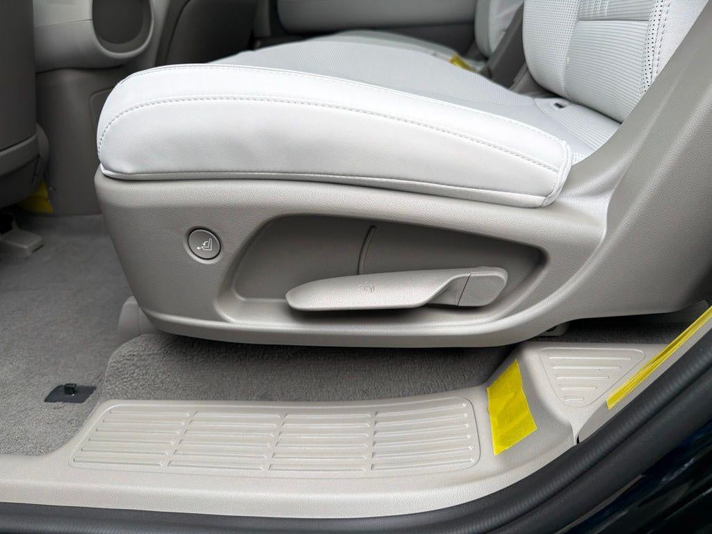 2026 Hyundai PALISADE HYBRID SEL 7 Passenger