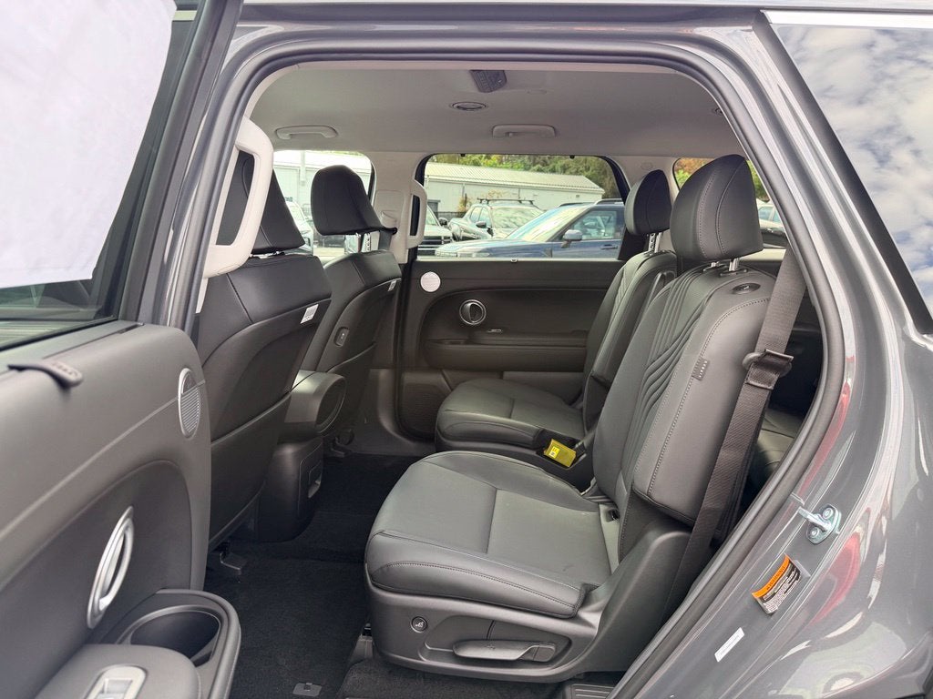 2027 Hyundai PALISADE HYBRID SEL 7 Passenger