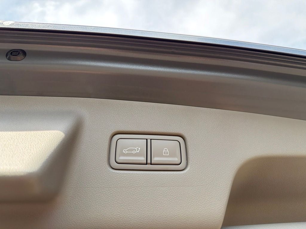 2026 Hyundai PALISADE HYBRID SEL 8 Passenger