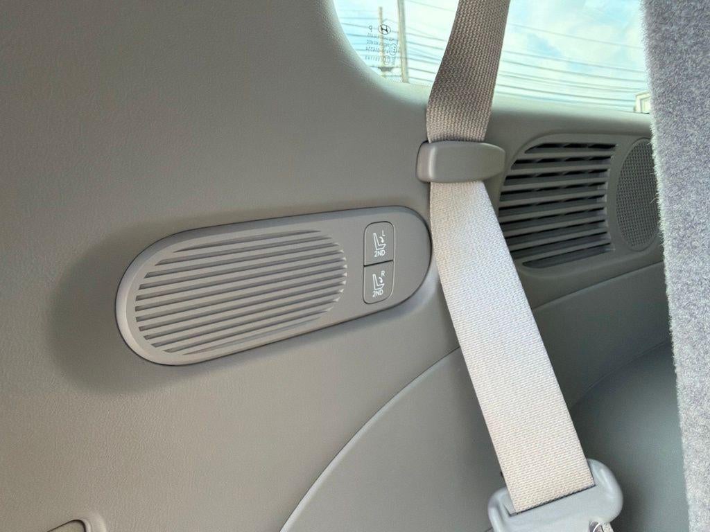 2026 Hyundai PALISADE HYBRID SEL 8 Passenger