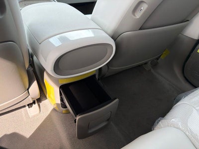 2026 Hyundai PALISADE HYBRID SEL 8 Passenger