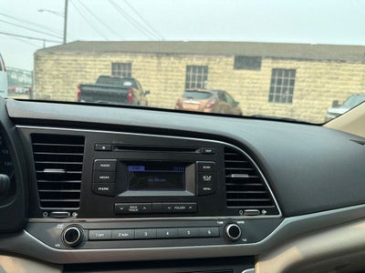 2018 Hyundai ELANTRA SE