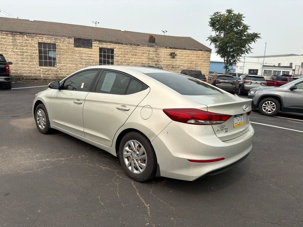 2018 Hyundai ELANTRA SE