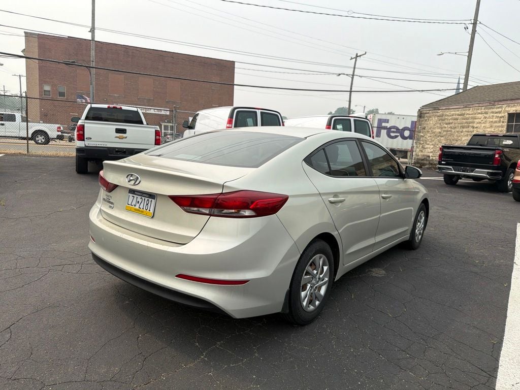 2018 Hyundai ELANTRA SE